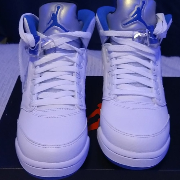 Jordan 5 stealth